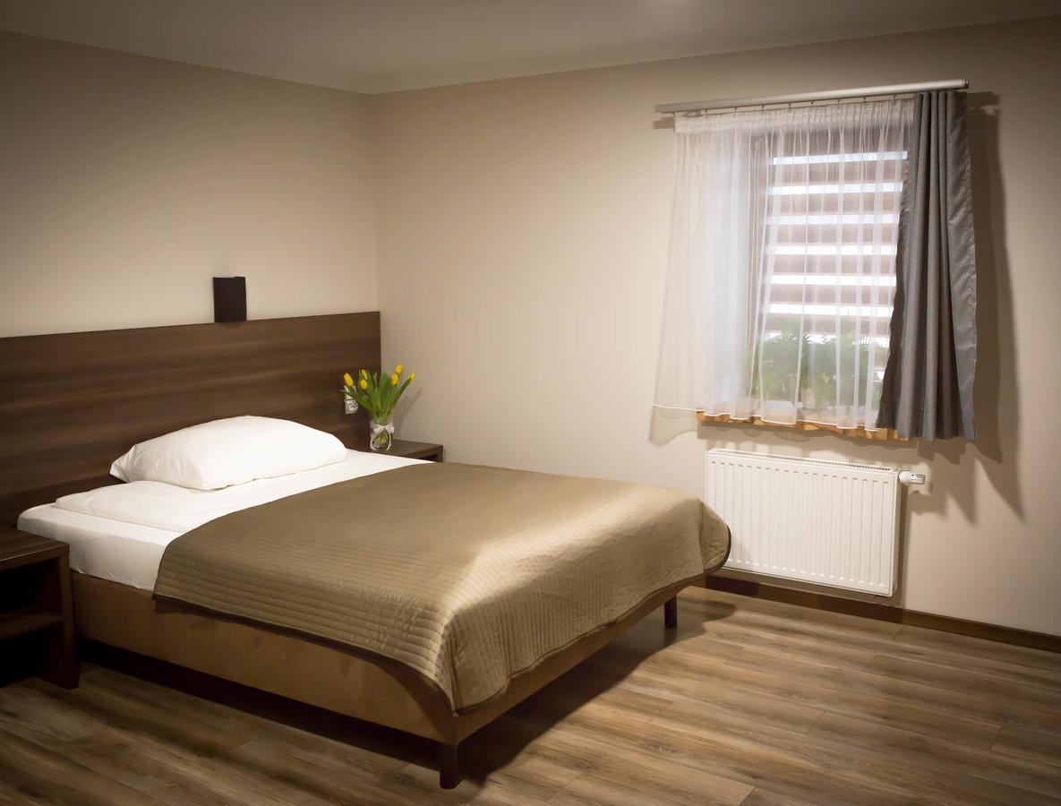 Apartamentowiec Kuzniar 코스친 나드 오드레 외부 사진